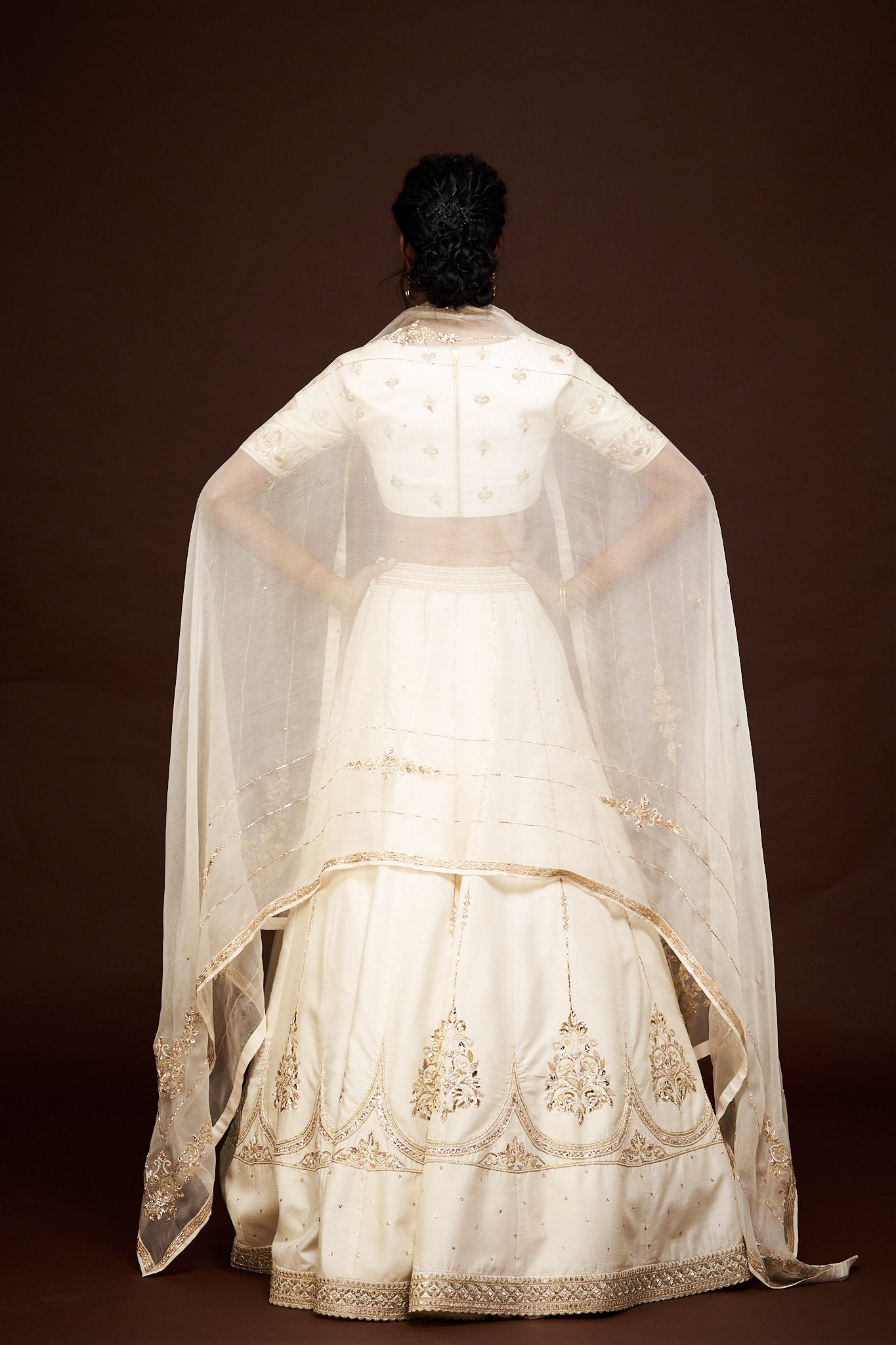 Thiya lehenga set set with dupatta - Ivory