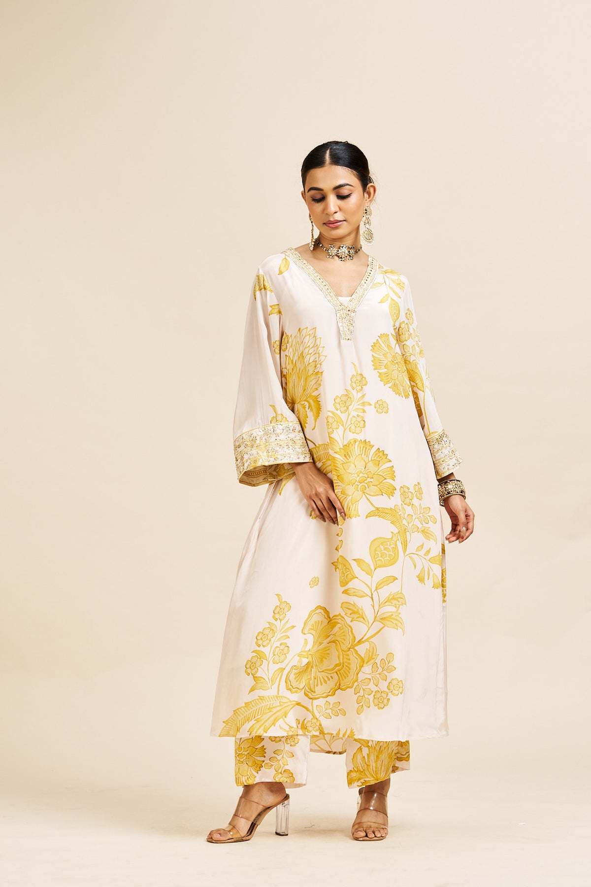 Vinee Kurtha set_ ivory RTS