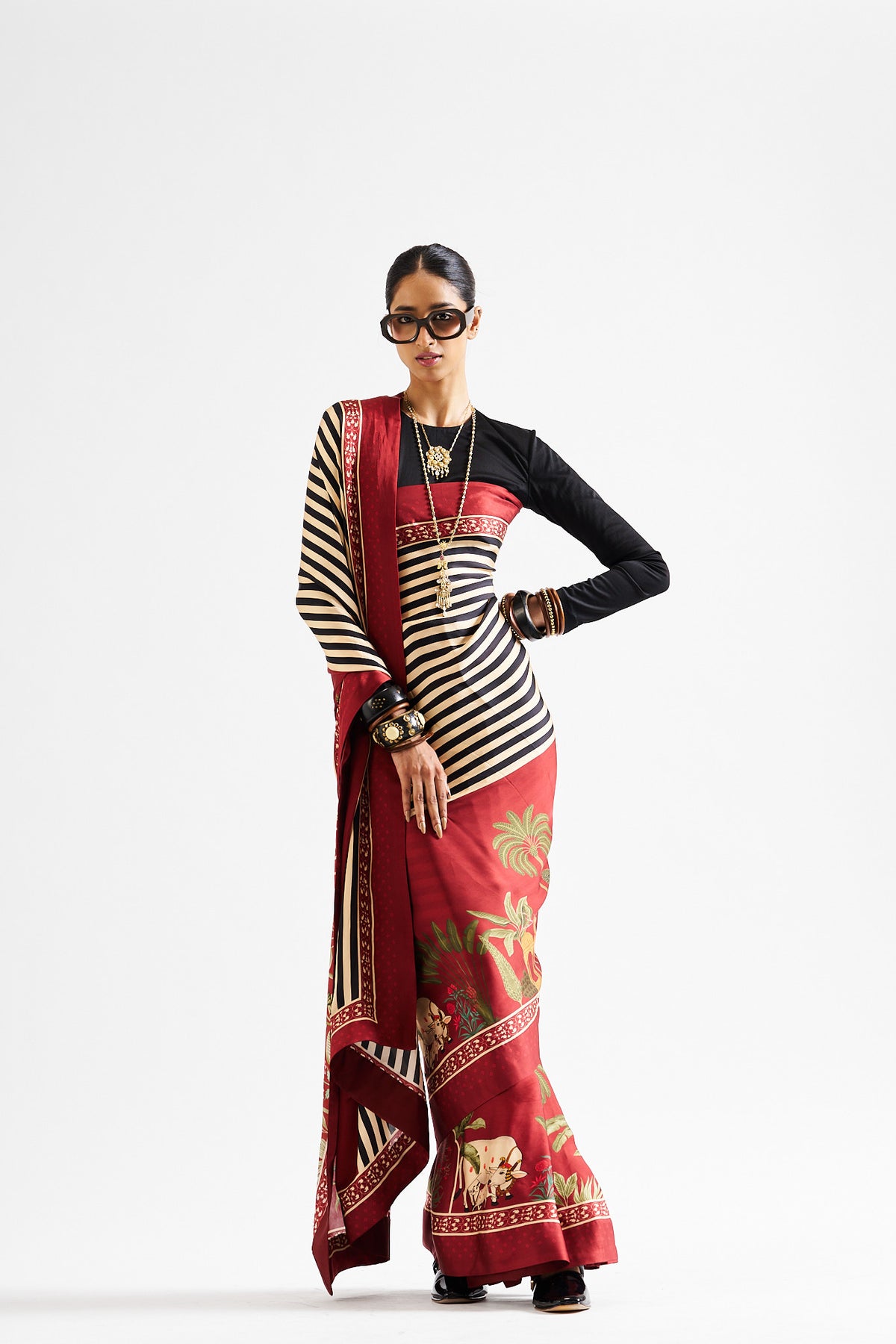 Faina saree with black blouse_ Maroon