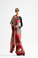 Faina saree with black blouse- Maroon