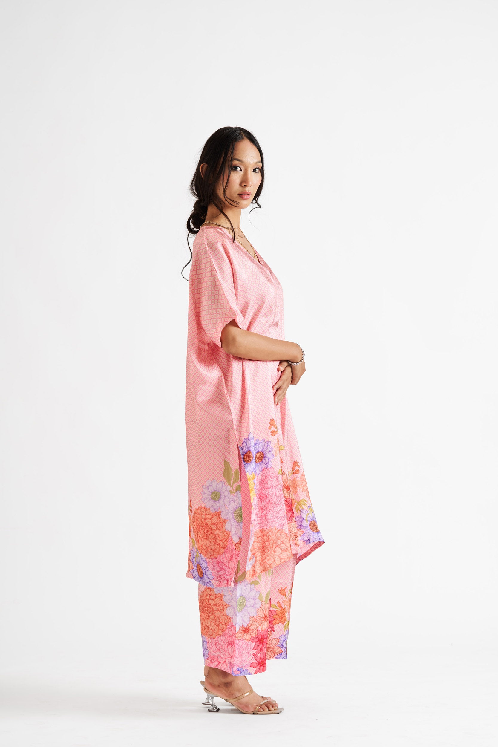 Yara-Pink Floral Kurta Set