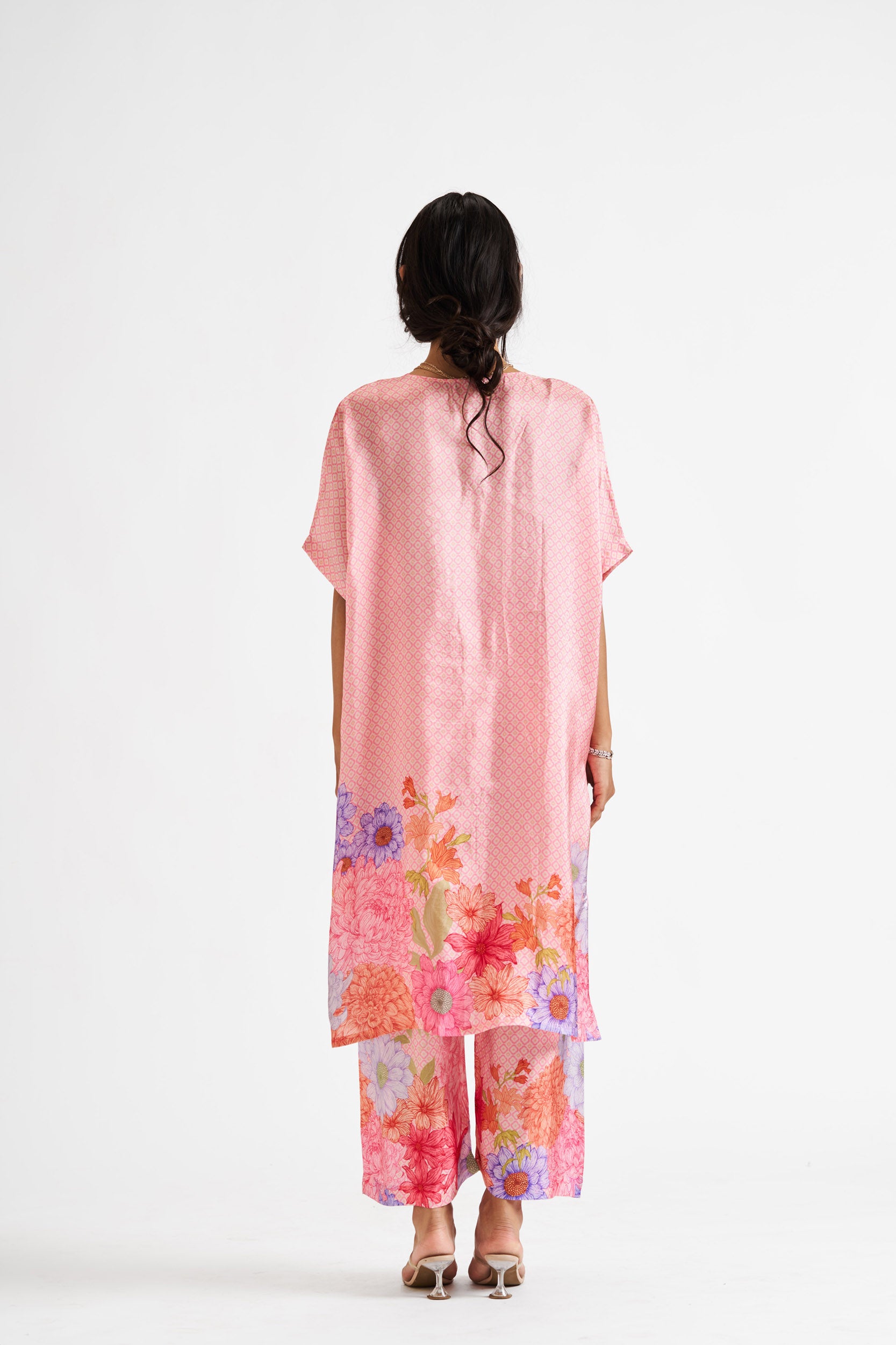 Yara-Pink Floral Kurta Set