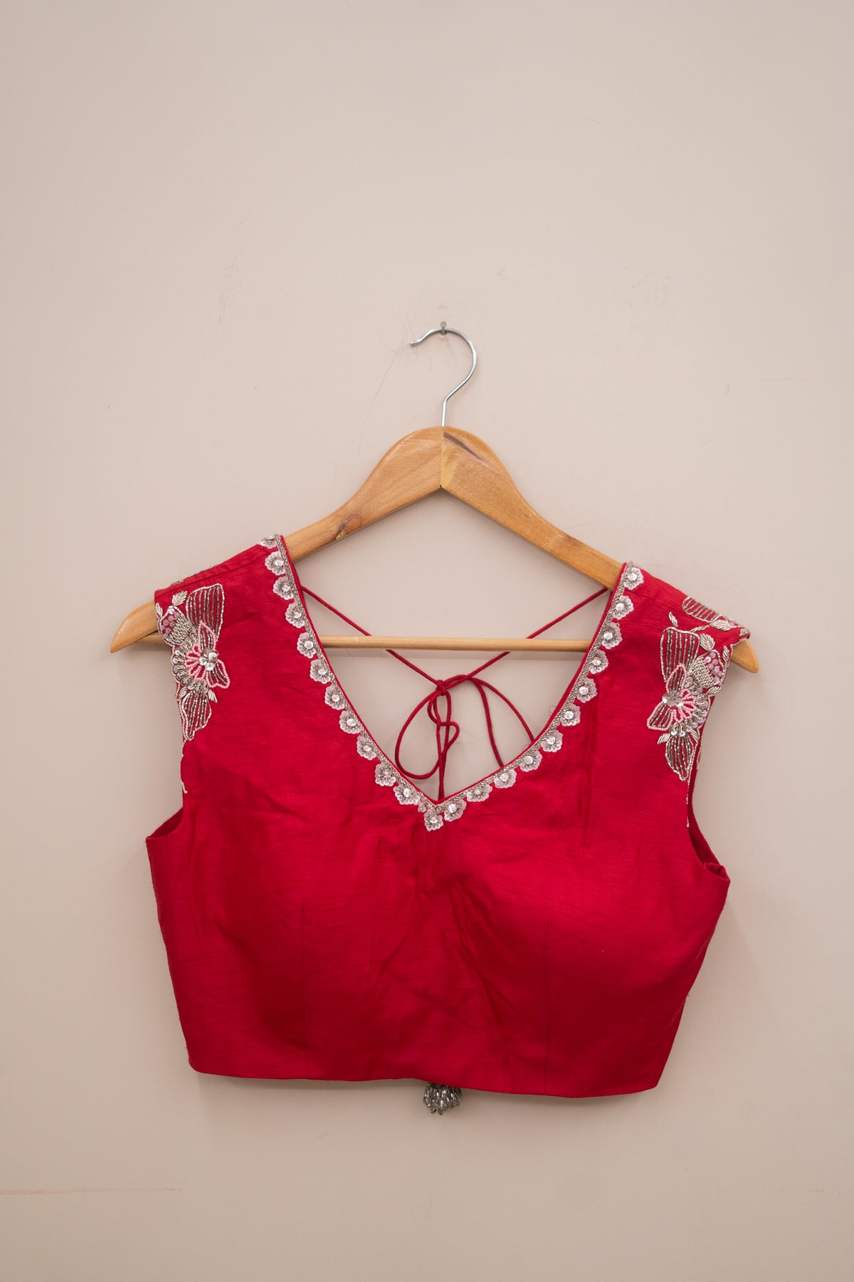 Display outfit - Red Rawsilk Embroidery Blouse