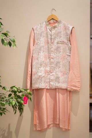 DS - Peach floral jacket with kurtha
