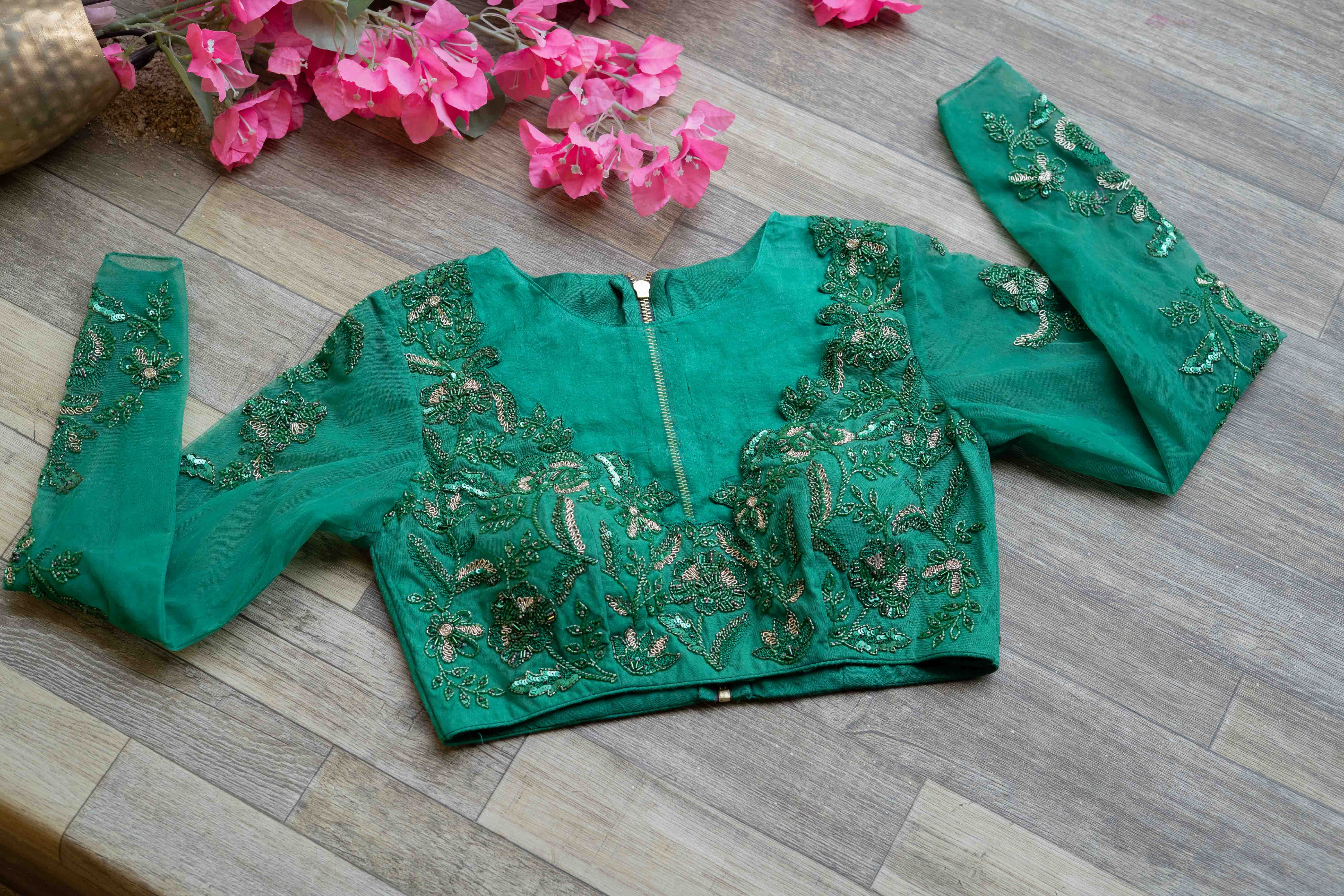 Green embroidery blouse