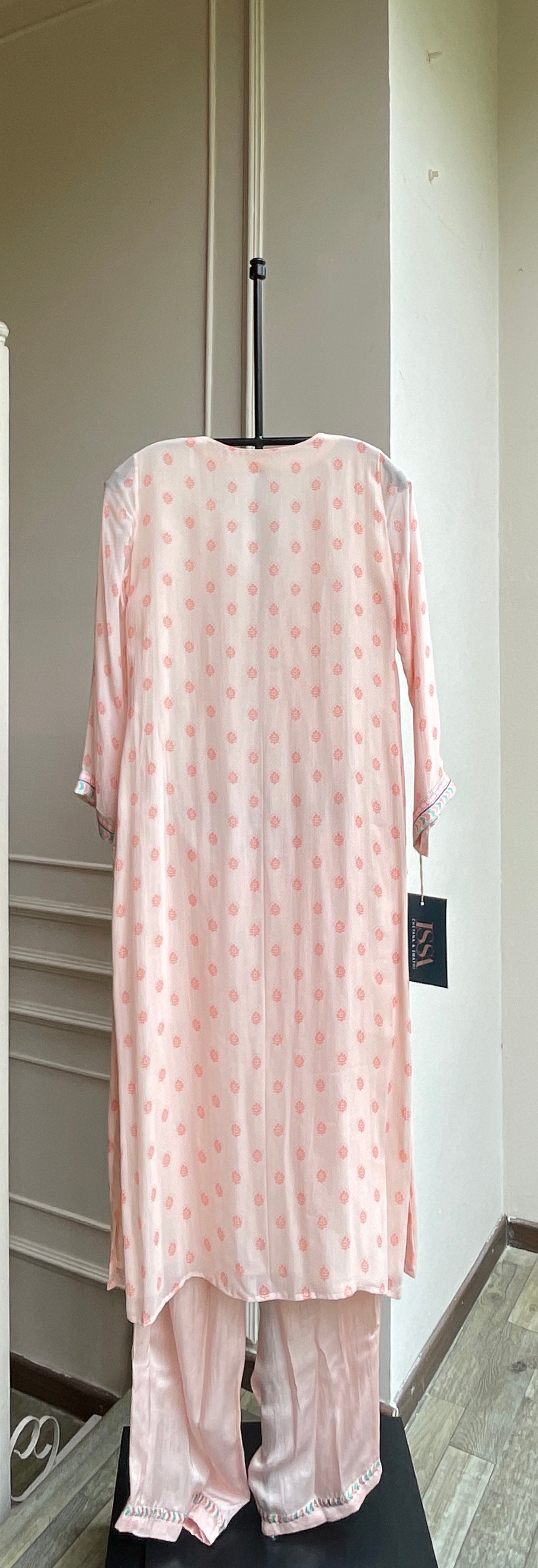 Pink V Neck Kurta Set