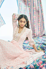 Kaviya Dress - Peach